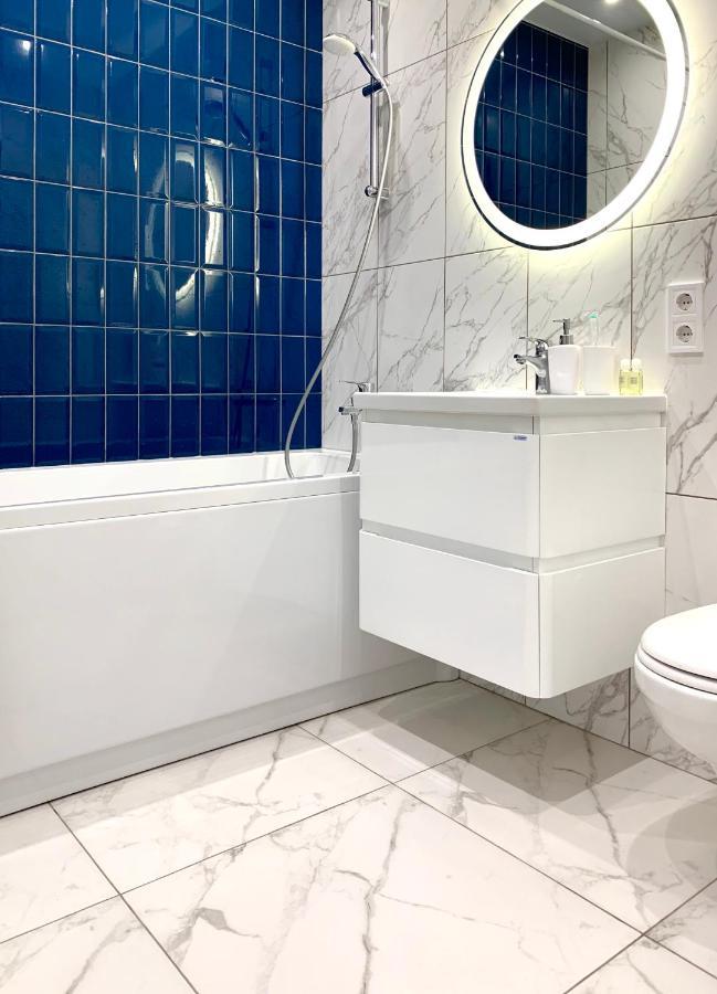 Navy City Center Apartment Двокімнатні Апартаменти В Центрі Міста Полтава Экстерьер фото